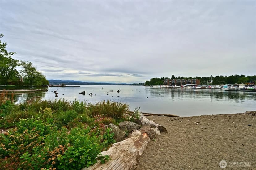 Property photo for 5402 S Cloverdale Street, Seattle photo 12