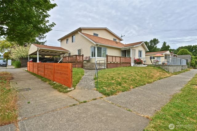 Property photo for 5402 S Cloverdale Street, Seattle photo 2