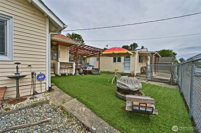 Property photo for 5402 S Cloverdale Street, Seattle photo 8