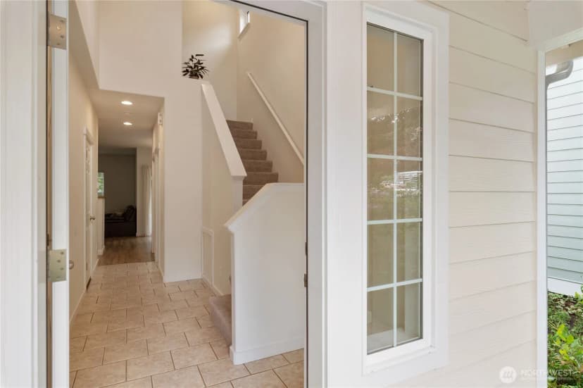 Property photo for 10612 Ne Kingston Meadows Circle, Kingston photo 6