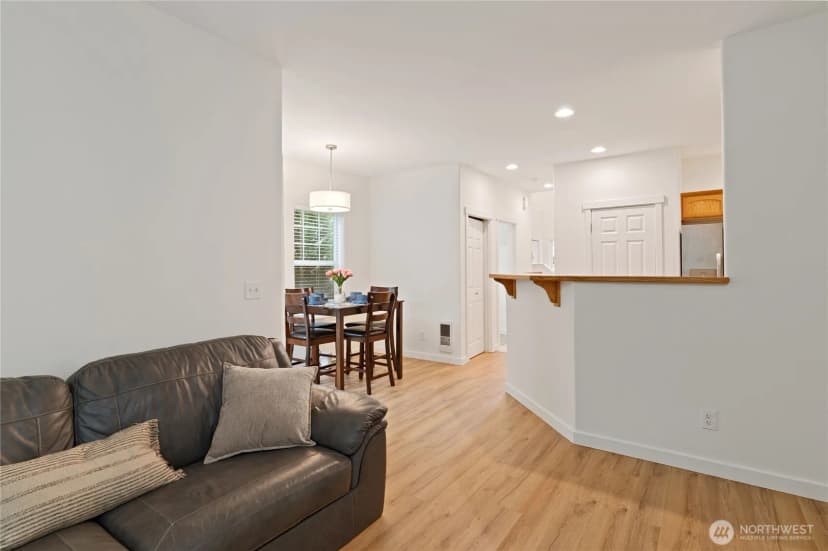 Property photo for 10612 Ne Kingston Meadows Circle, Kingston photo 17