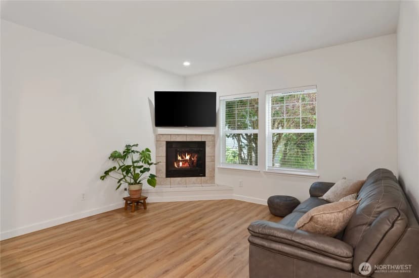 Property photo for 10612 Ne Kingston Meadows Circle, Kingston photo 16