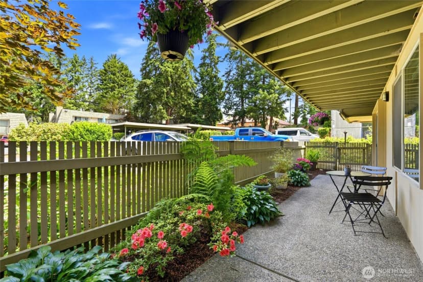 Property photo for 1414 154th Avenue Ne #4403, Bellevue photo 25