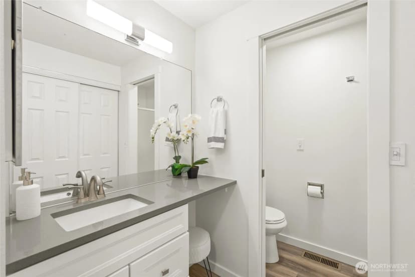 Property photo for 1414 154th Avenue Ne #4403, Bellevue photo 21