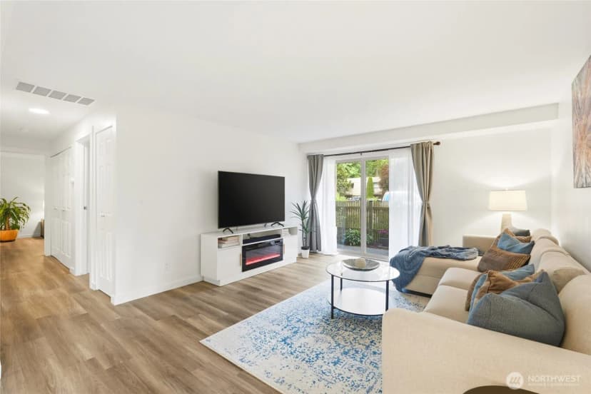 Property photo for 1414 154th Avenue Ne #4403, Bellevue photo 13