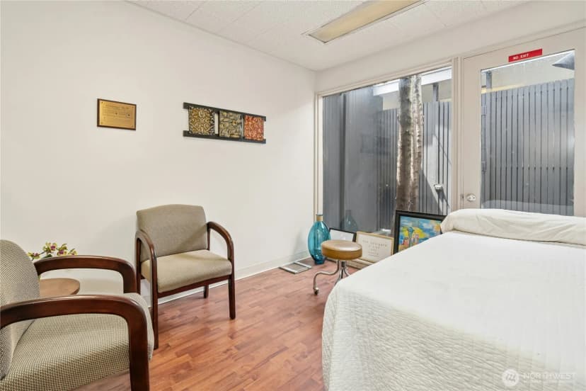 Property photo for 6505 Ne 181st Street, Kenmore photo 16