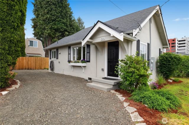 Property photo for 206 Hewitt Avenue, Bremerton