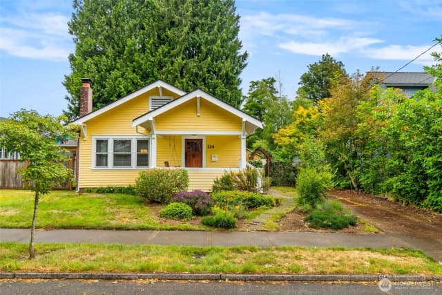 Property photo for 324 18th Avenue Se, Olympia photo 3