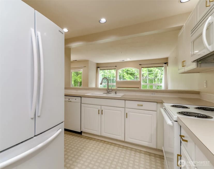 Property photo for 2037 S 368th Place, Federal Way photo 23