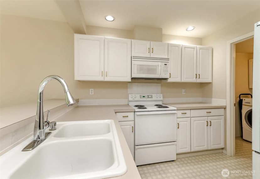 Property photo for 2037 S 368th Place, Federal Way photo 19