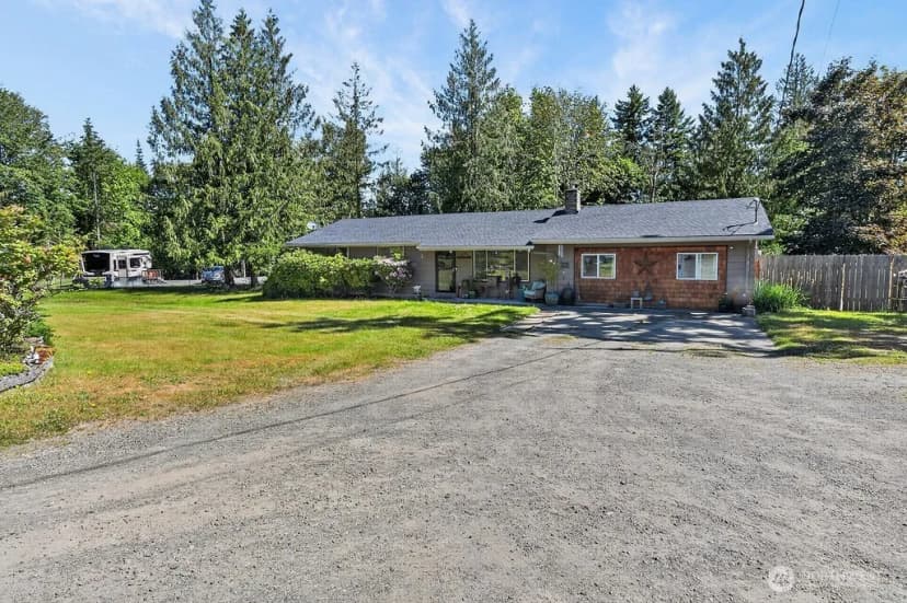 Property photo for 2573 Deer Park Road, Port Angeles photo 30