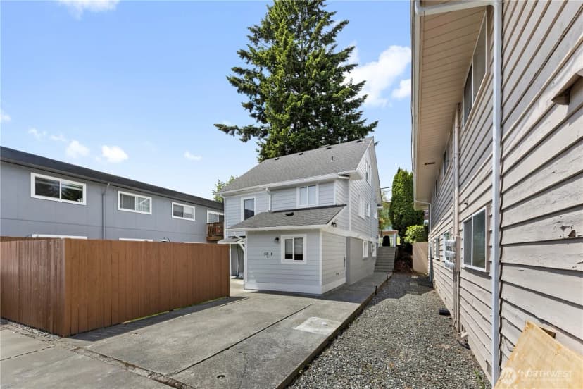 Property photo for 515 Avenue D, Snohomish photo 35