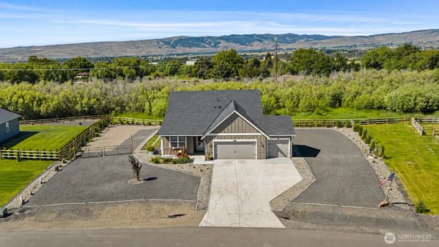 Property photo for 2907 Dapple Gray Way, Ellensburg