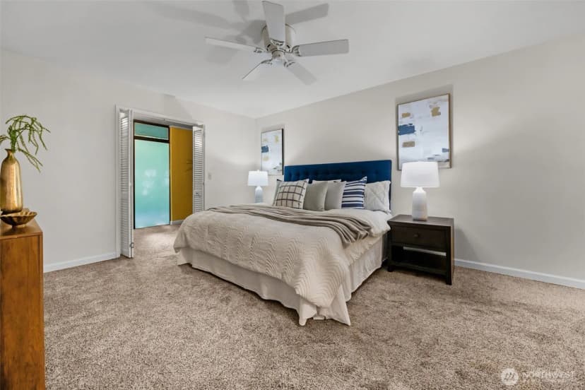 Property photo for 1221 Harbor Avenue Sw #402-3, Seattle photo 25