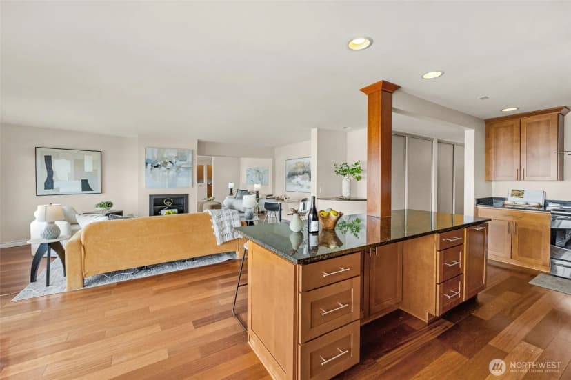 Property photo for 1221 Harbor Avenue Sw #402-3, Seattle photo 12