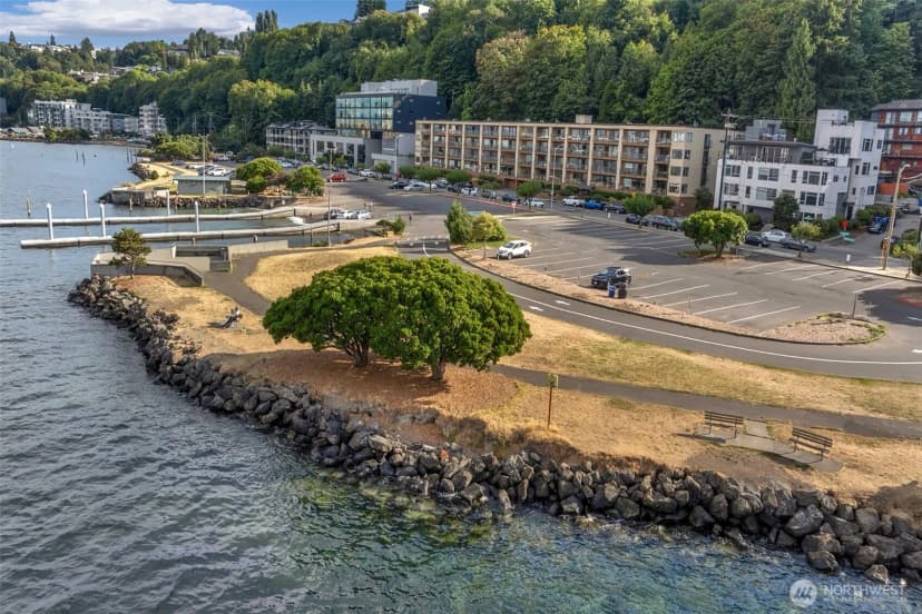 Property photo for 1221 Harbor Avenue Sw #402-3, Seattle photo 36