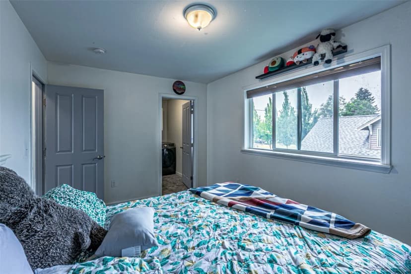 Property photo for 106 2nd Street Ne, Yelm photo 23