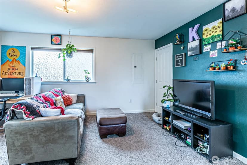 Property photo for 106 2nd Street Ne, Yelm photo 11