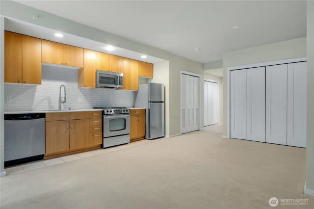 Property photo for 81 Clay Street #326, Seattle photo 5
