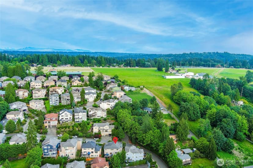 Property photo for 8218 Ne 187th Way, Kenmore photo 40