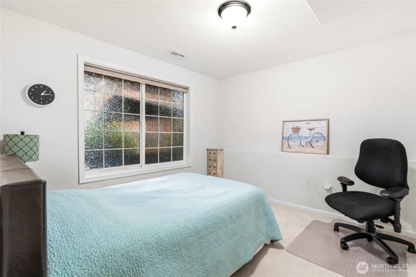 Property photo for 8218 Ne 187th Way, Kenmore photo 32