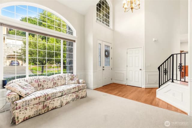 Property photo for 8218 Ne 187th Way, Kenmore photo 4