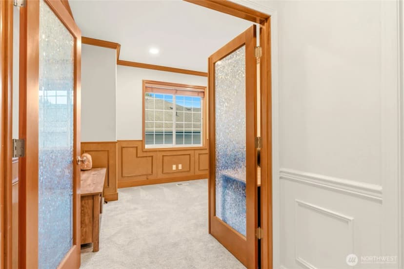 Property photo for 8218 Ne 187th Way, Kenmore photo 16