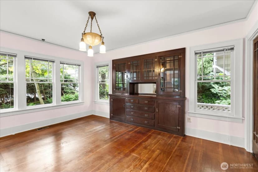 Property photo for 18608 101st Avenue Ne, Bothell photo 12