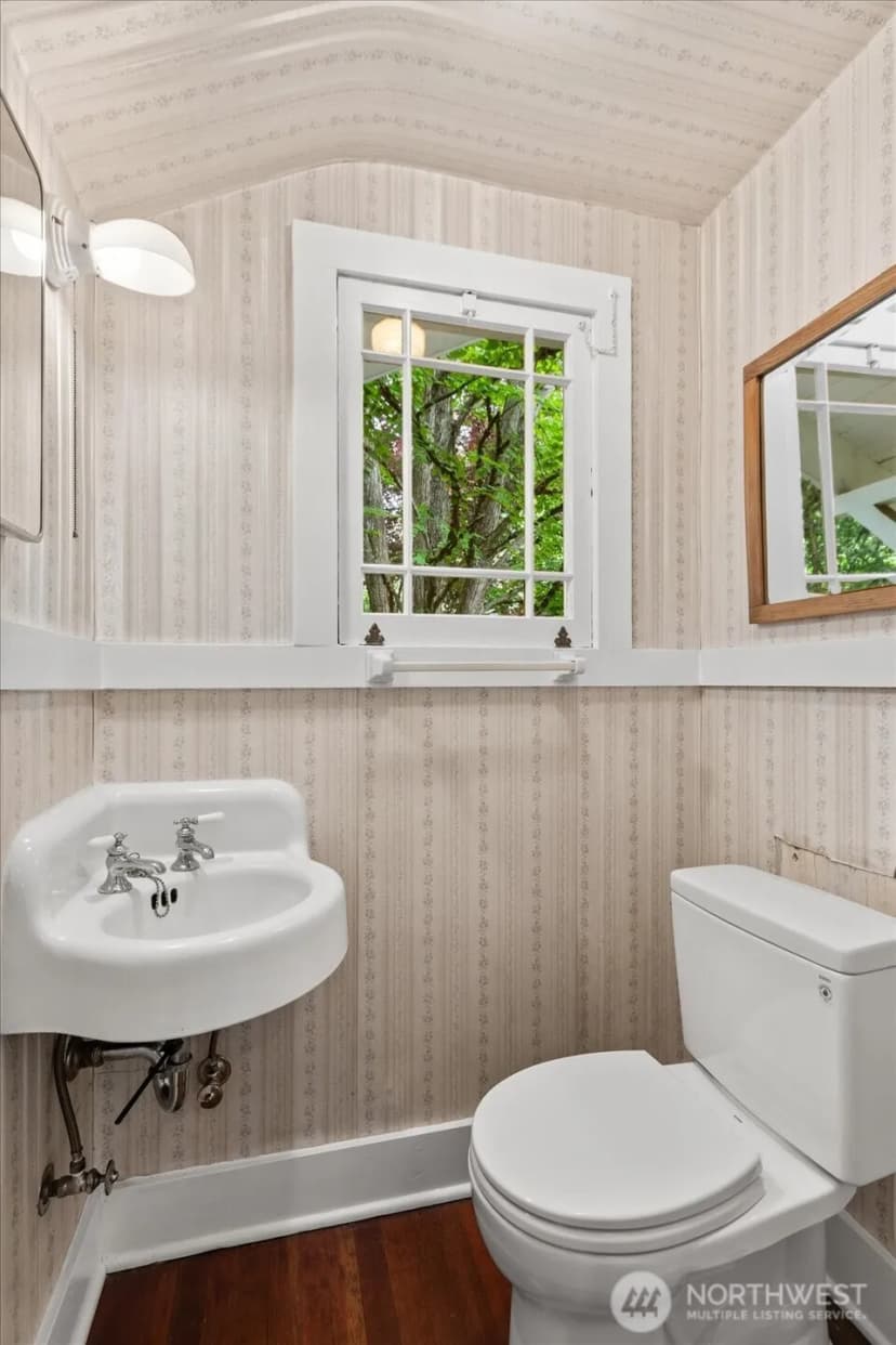 Property photo for 18608 101st Avenue Ne, Bothell photo 18