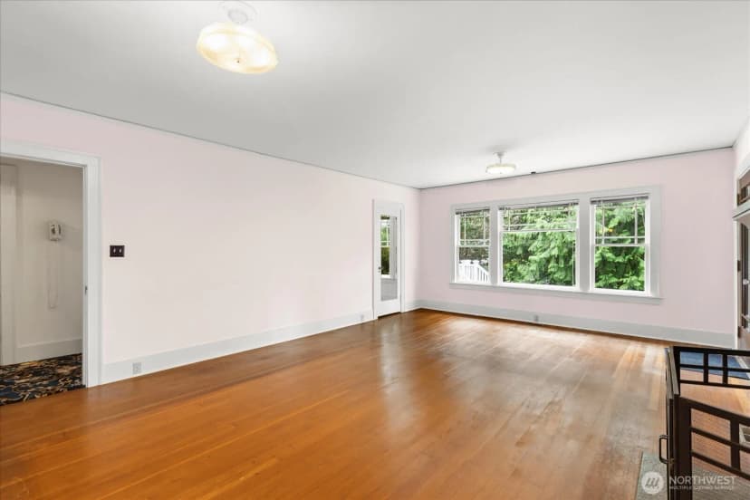 Property photo for 18608 101st Avenue Ne, Bothell photo 10