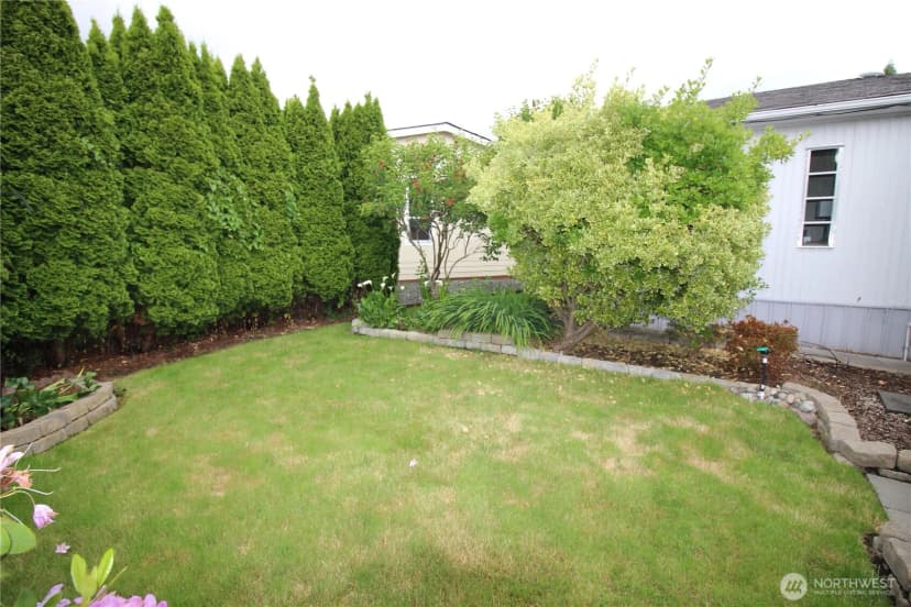 Property photo for 920 Cottonwood Drive, Enumclaw photo 2