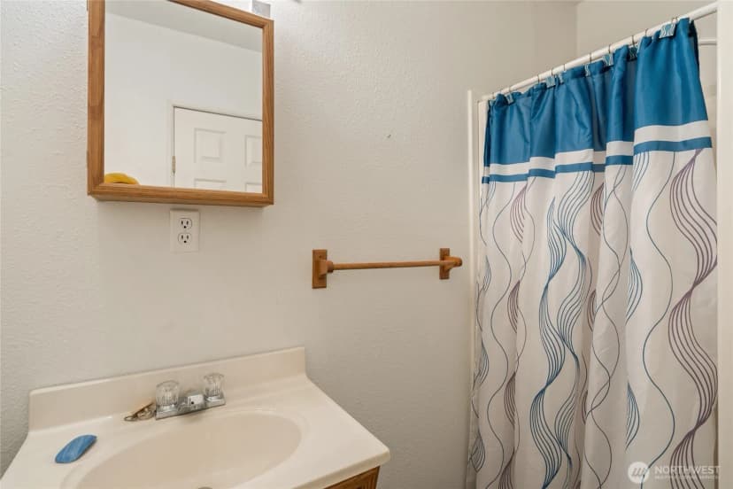Property photo for 146 Paradise Drive, Ashford photo 21