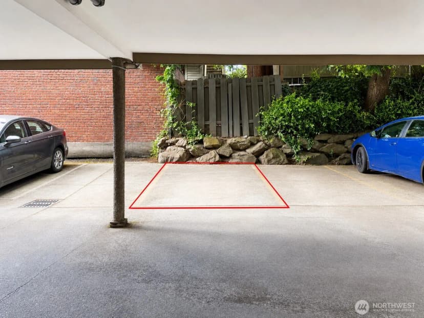 Property photo for 731 Broadway E #301, Seattle photo 3
