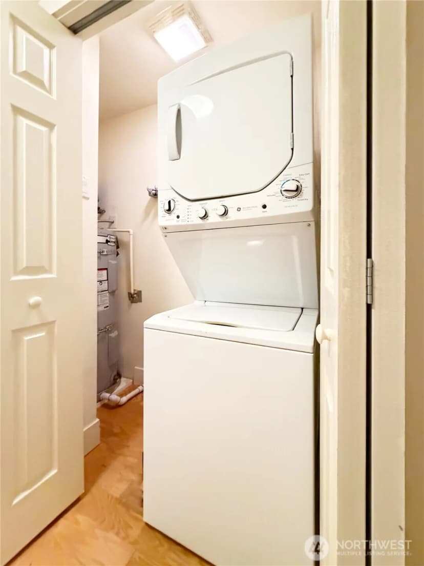 Property photo for 731 Broadway E #301, Seattle photo 24