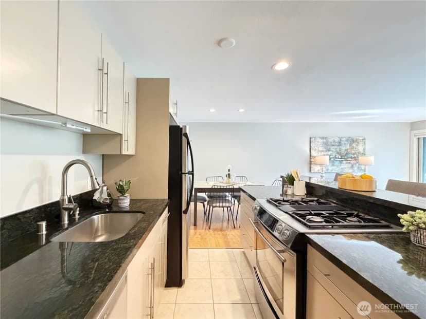 Property photo for 731 Broadway E #301, Seattle photo 13