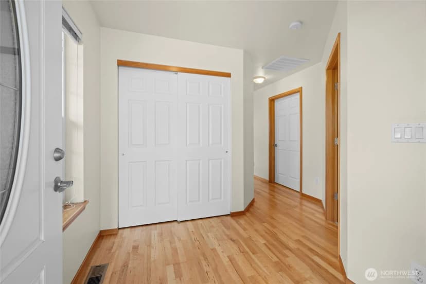 Property photo for 3701 Portage Lane, Anacortes photo 7
