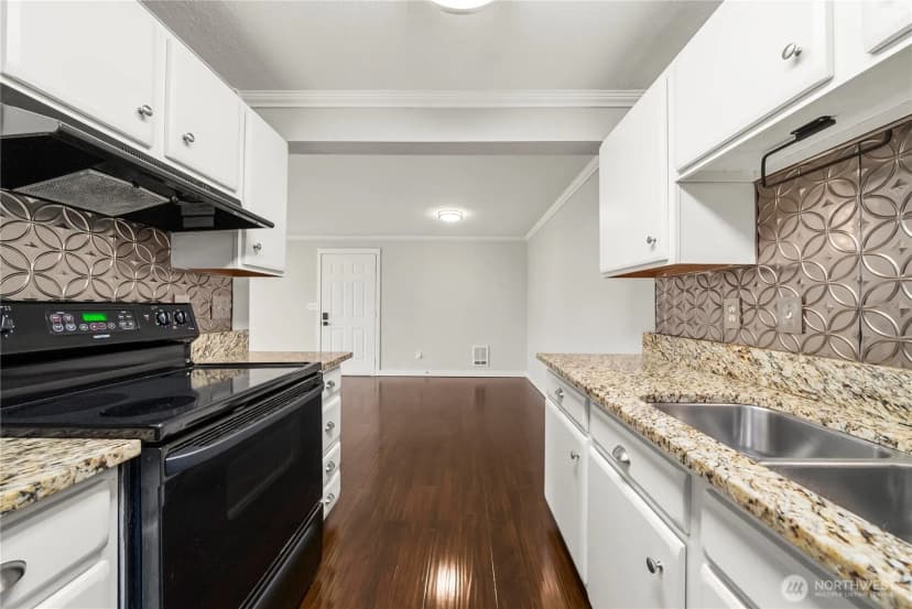 Property photo for 16817 Larch Way #g104, Lynnwood photo 13