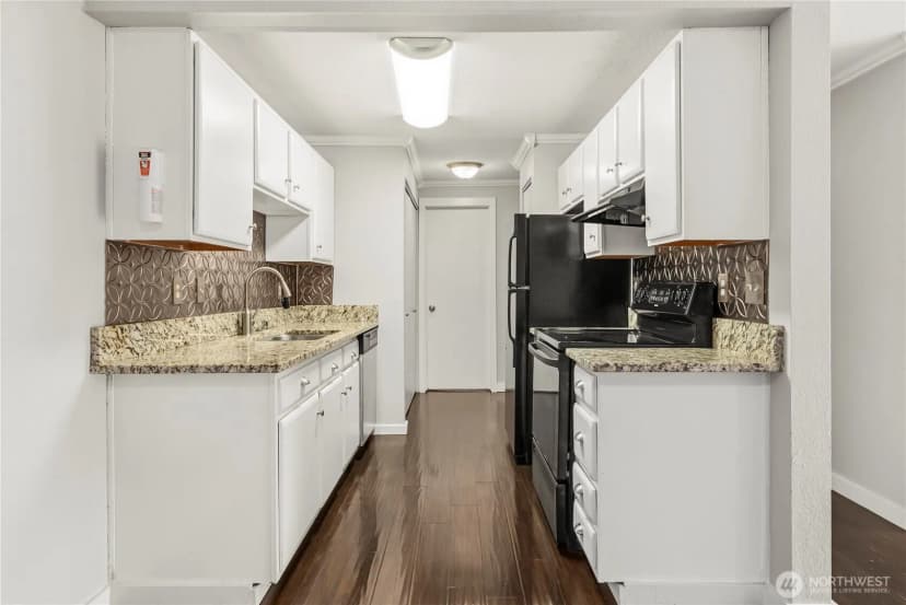 Property photo for 16817 Larch Way #g104, Lynnwood photo 11