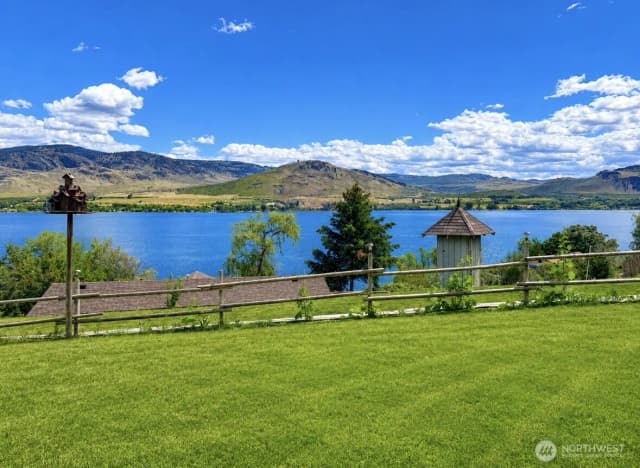 Property photo for 33524 Highway 97 #a, Oroville photo 5