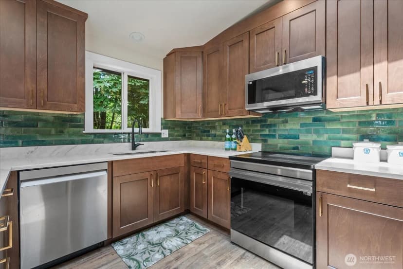 Property photo for 18015 248th Ave Se, Maple Valley photo 11