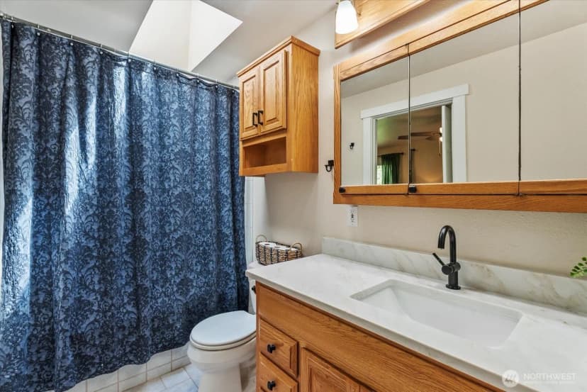 Property photo for 18015 248th Ave Se, Maple Valley photo 20