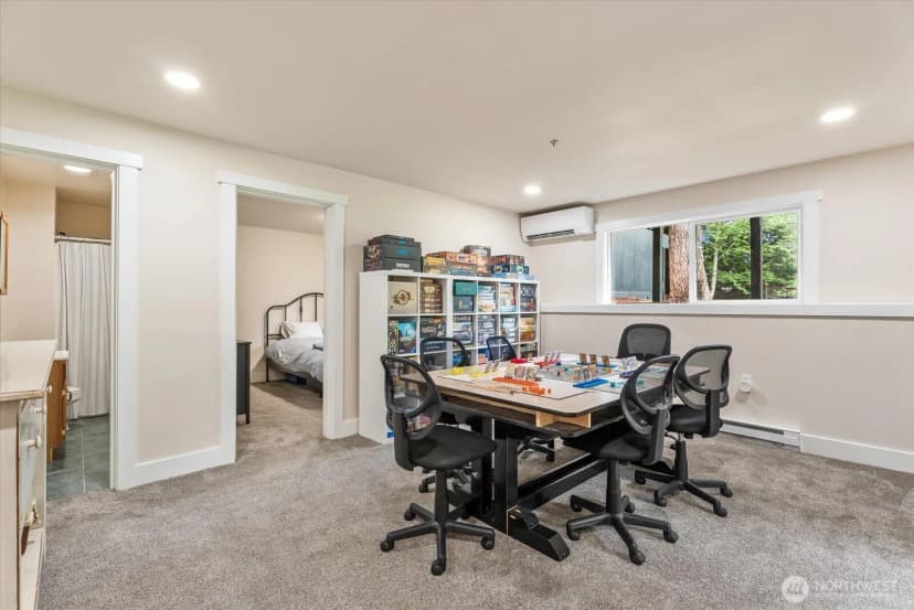 Property photo for 18015 248th Ave Se, Maple Valley photo 27