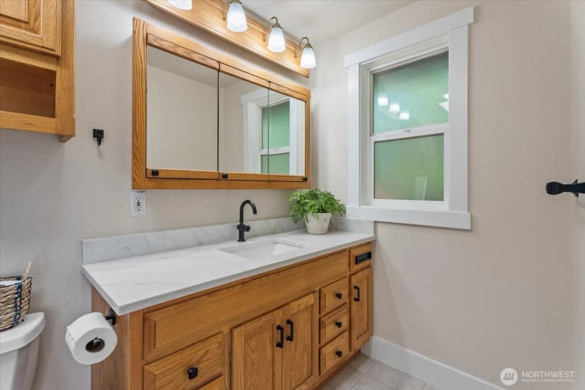 Property photo for 18015 248th Ave Se, Maple Valley photo 19
