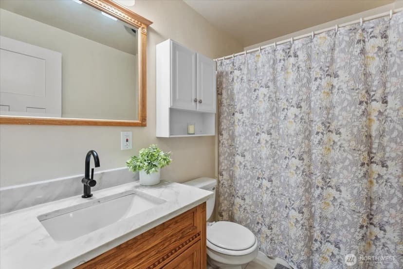 Property photo for 18015 248th Ave Se, Maple Valley photo 21