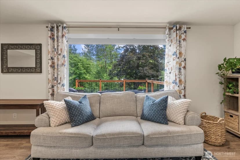 Property photo for 18015 248th Ave Se, Maple Valley photo 13