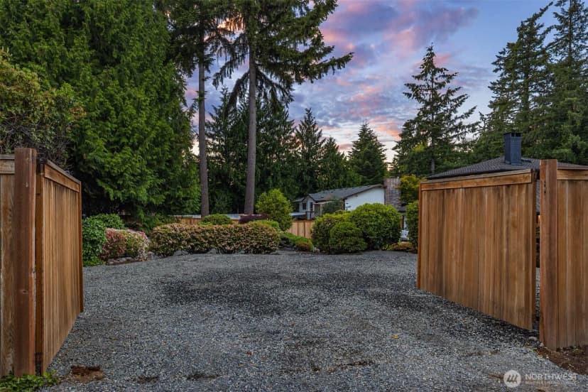 Property photo for 1659 215th Place Se, Sammamish photo 36