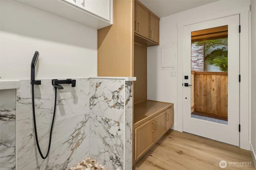 Property photo for 1659 215th Place Se, Sammamish photo 18