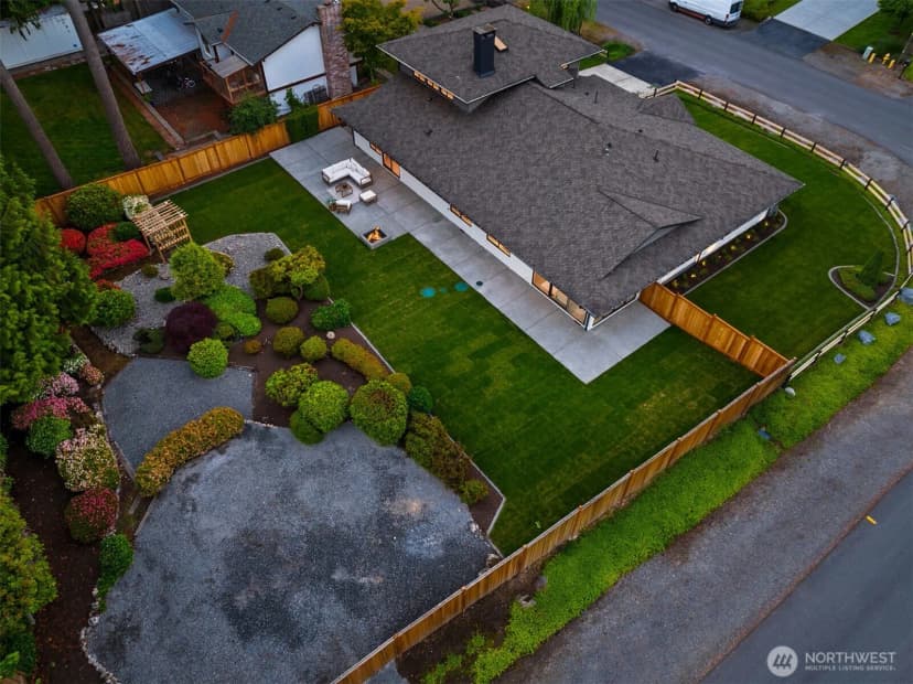 Property photo for 1659 215th Place Se, Sammamish photo 38