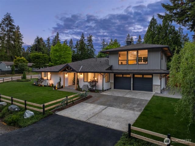 Property photo for 1659 215th Place Se, Sammamish photo 2