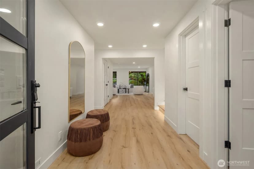 Property photo for 1659 215th Place Se, Sammamish photo 3